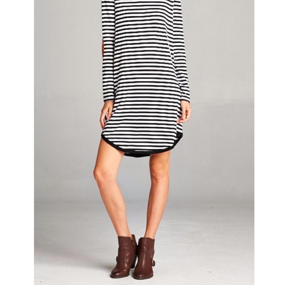Vici Stripped Shirt Dress